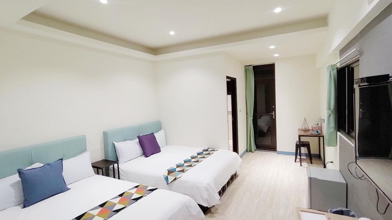 羅東夜市舒果shugo B&B 近清溝夜市 國旅卡特約店 配合手作早餐店及租車行 Luodong Exterior photo